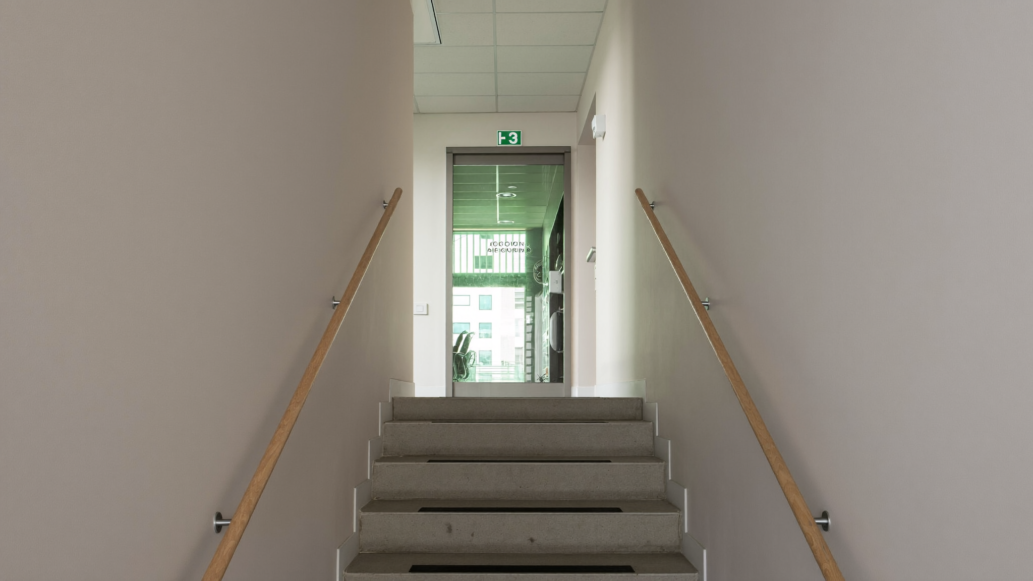 Fluchtwege freihalten: Pflichten für Eigentümer in Berlin
